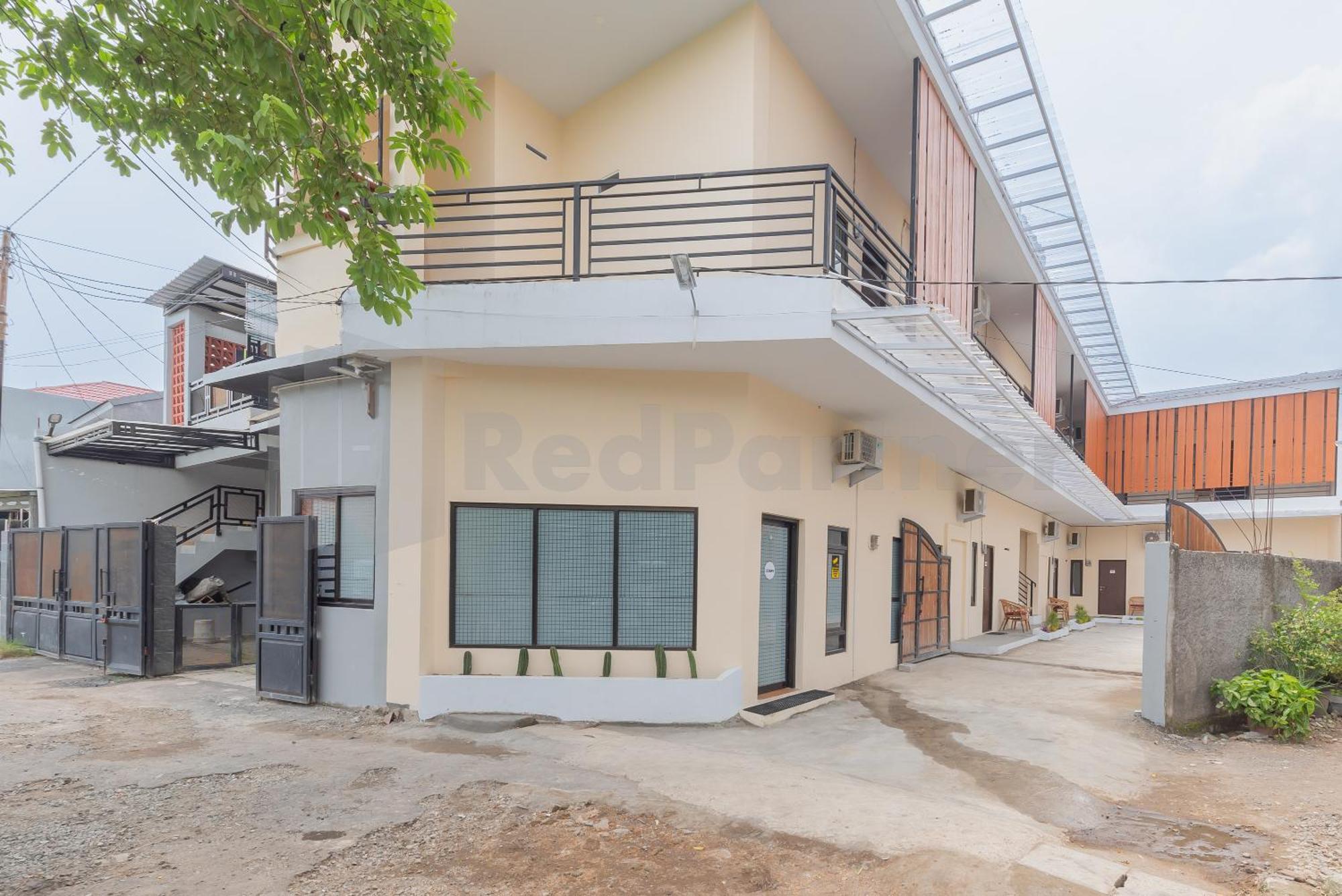 Rumah Panda Guesthouse Redpartner Tangkil  Экстерьер фото